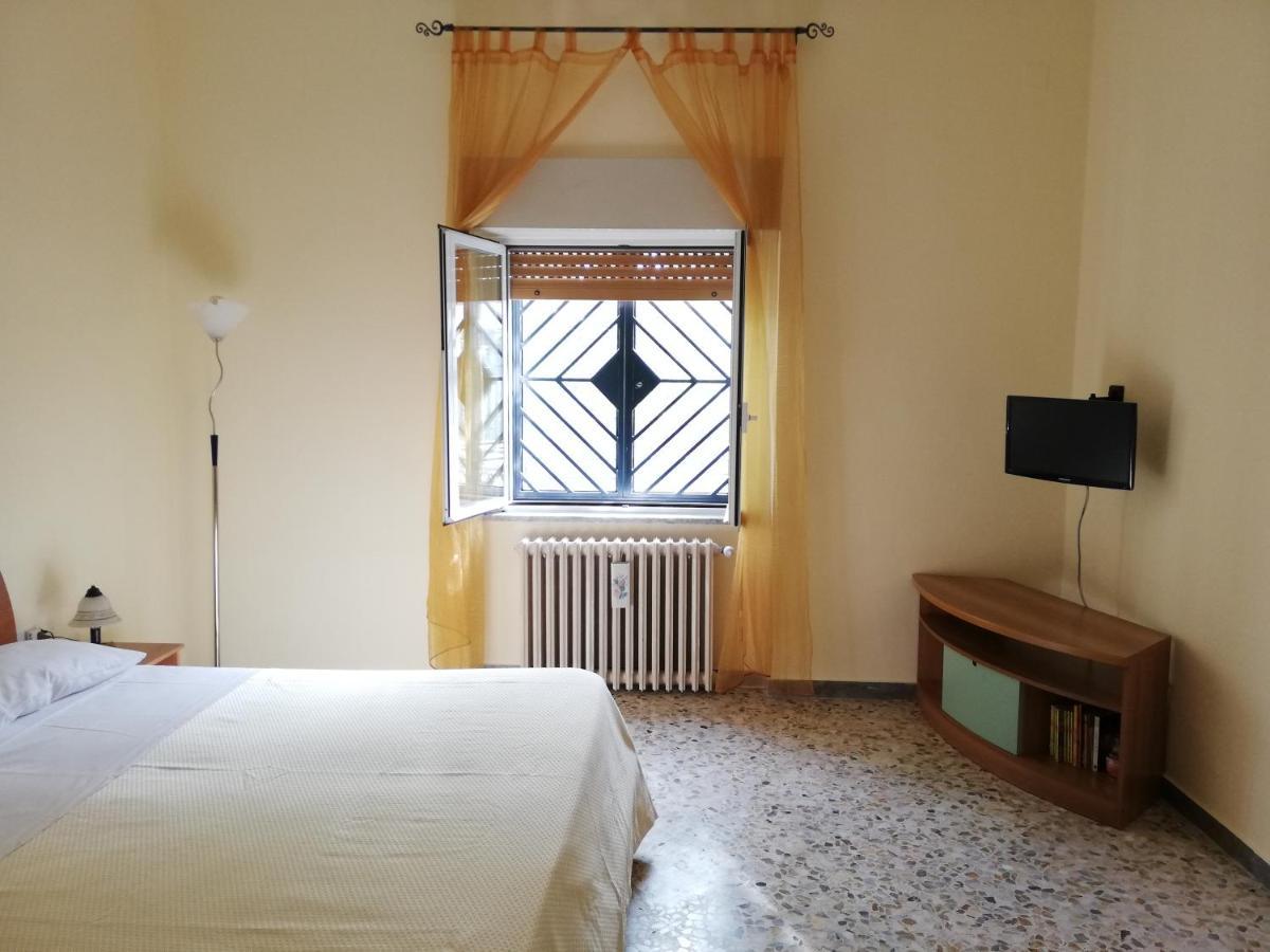 Lucia'S Apartaments Bari Eksteriør bilde